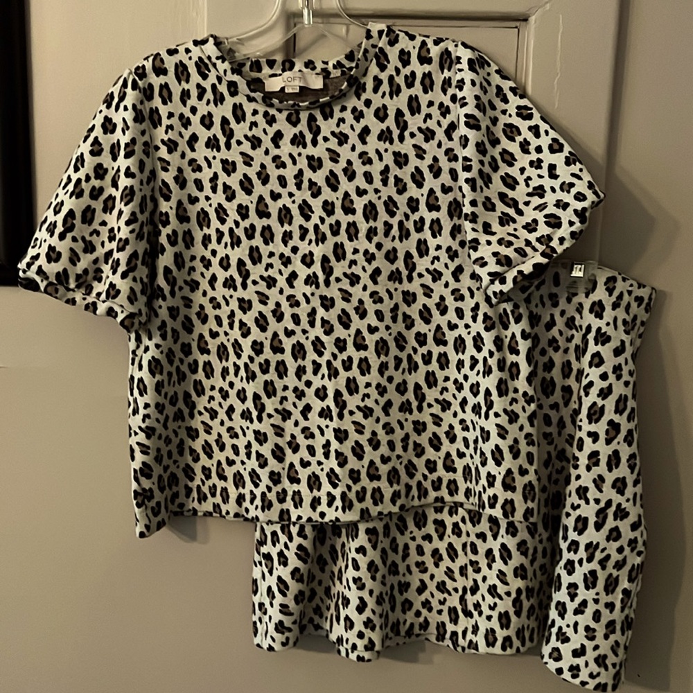 LOFT crop top and mid length casual skirt set. RAWR